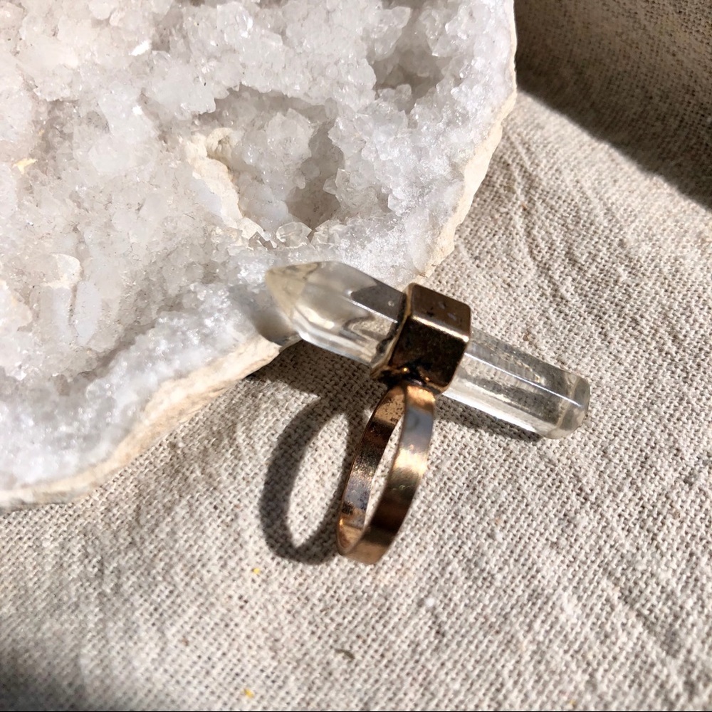 🍋 3/$25 statement ring - Picture 2 of 4
